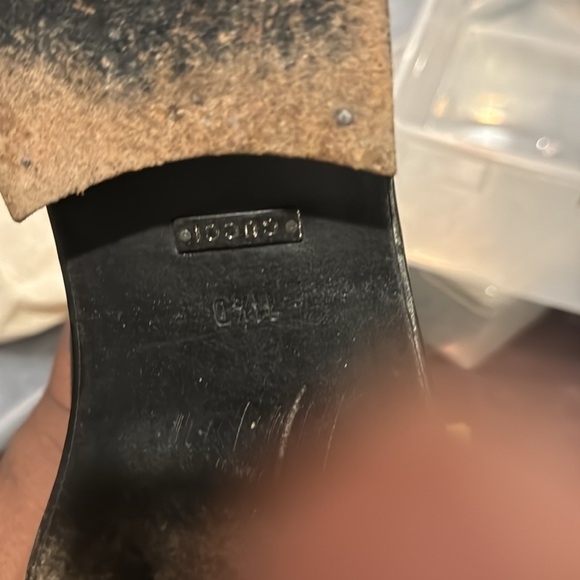 11-1/2 Black “Gucci” Chelsea men boot. Lightly worn and no damage - Picture 9 of 10